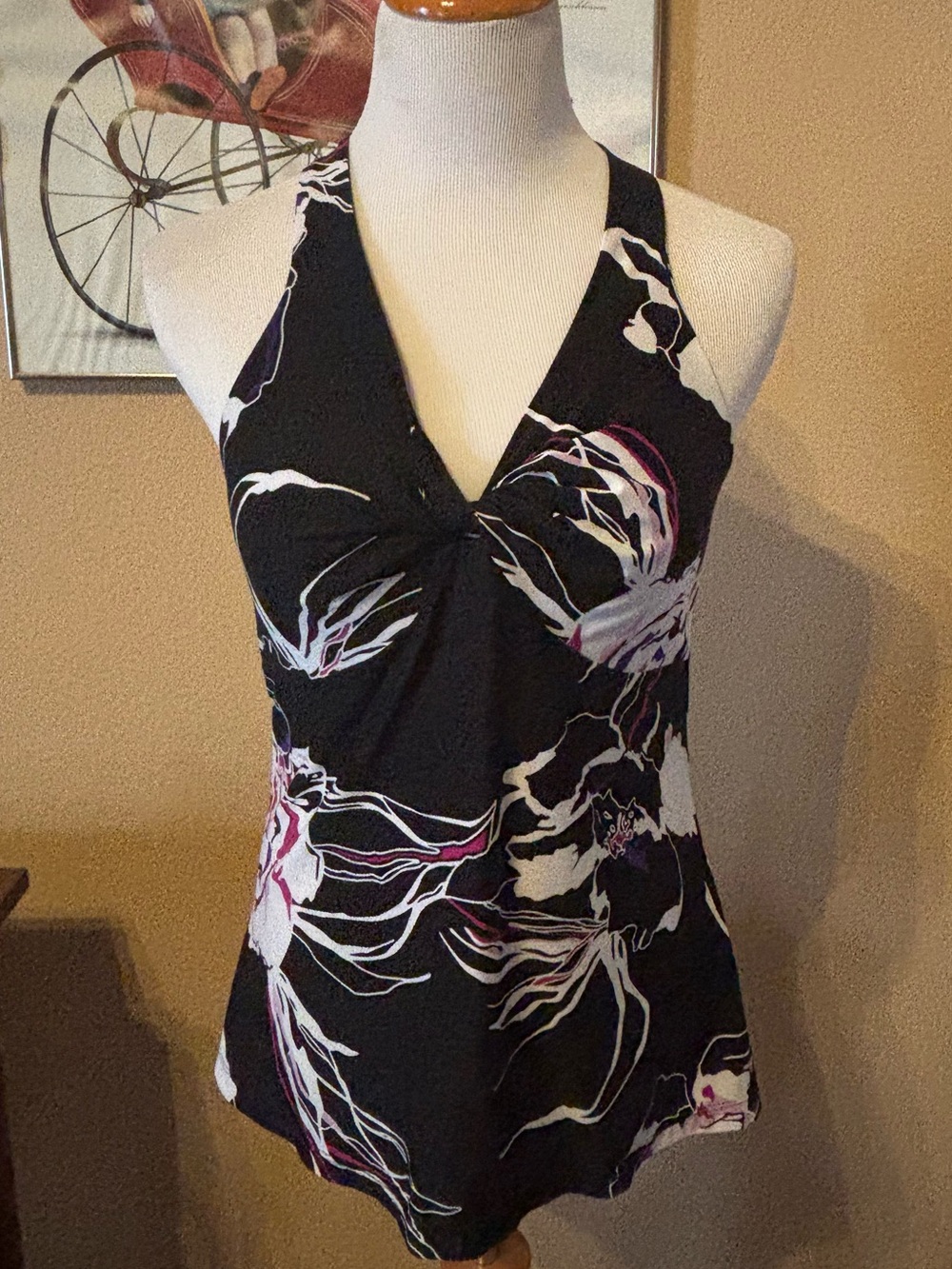 Violet & Claire Black Floral Halter Career Tank Size Small